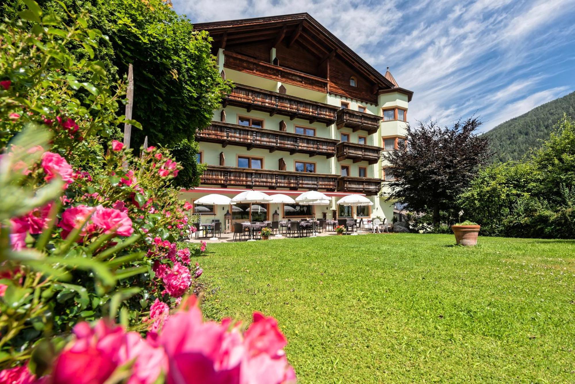 Das Posthaus Stubai&Smart Hotel Fulpmes Exterior foto