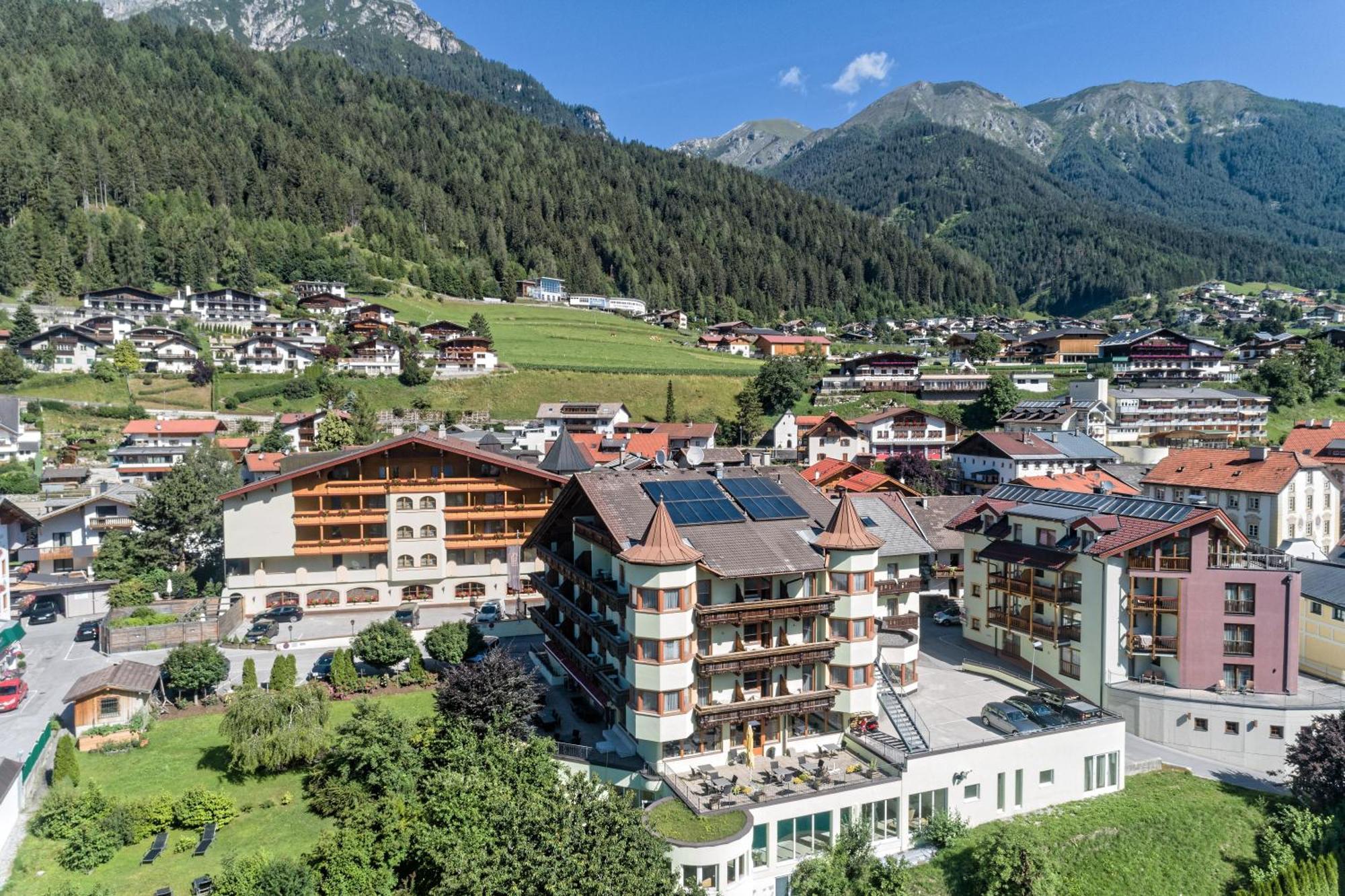 Das Posthaus Stubai&Smart Hotel Fulpmes Exterior foto